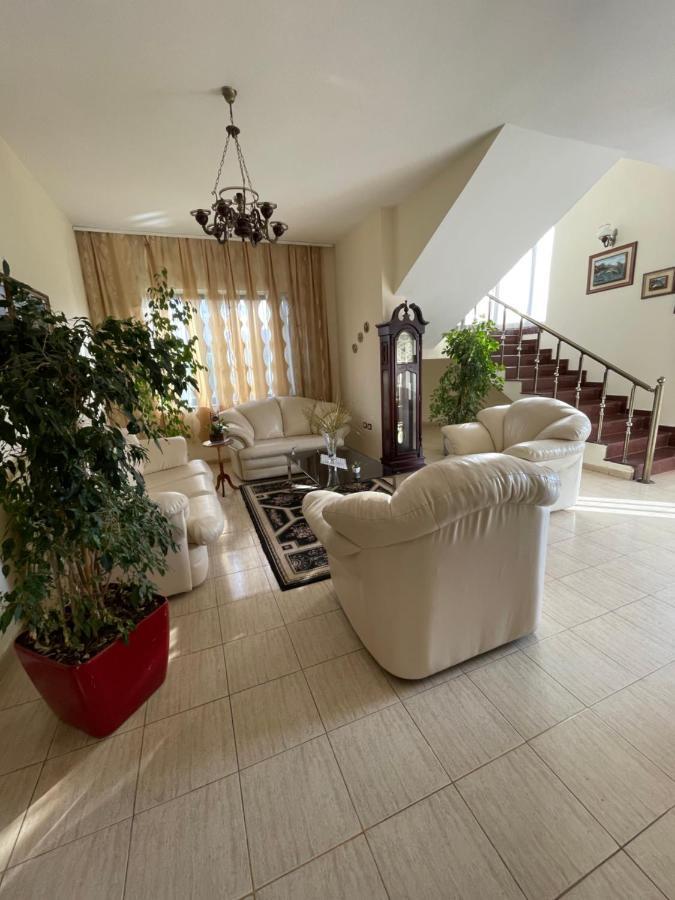 Apartament Vila Briart Durrës Zewnętrze zdjęcie